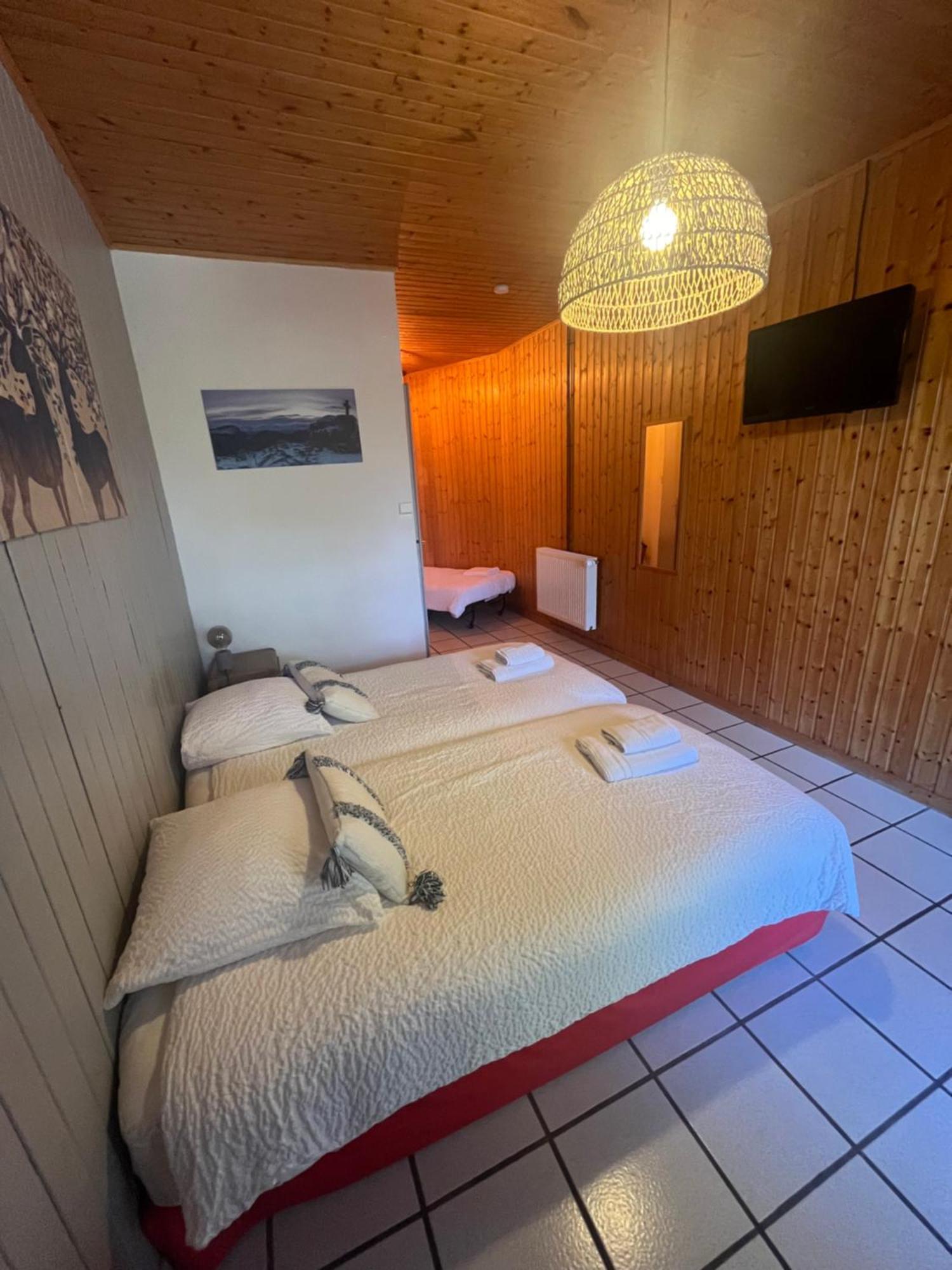 Logis Le Chalet Saint-Maurice-en-Trieves Luaran gambar