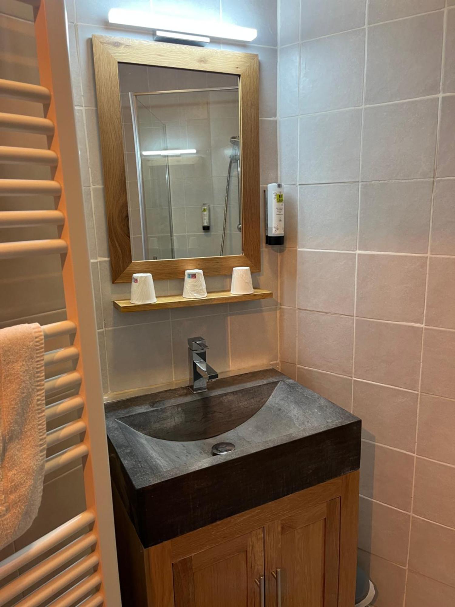 Logis Le Chalet Saint-Maurice-en-Trieves Luaran gambar