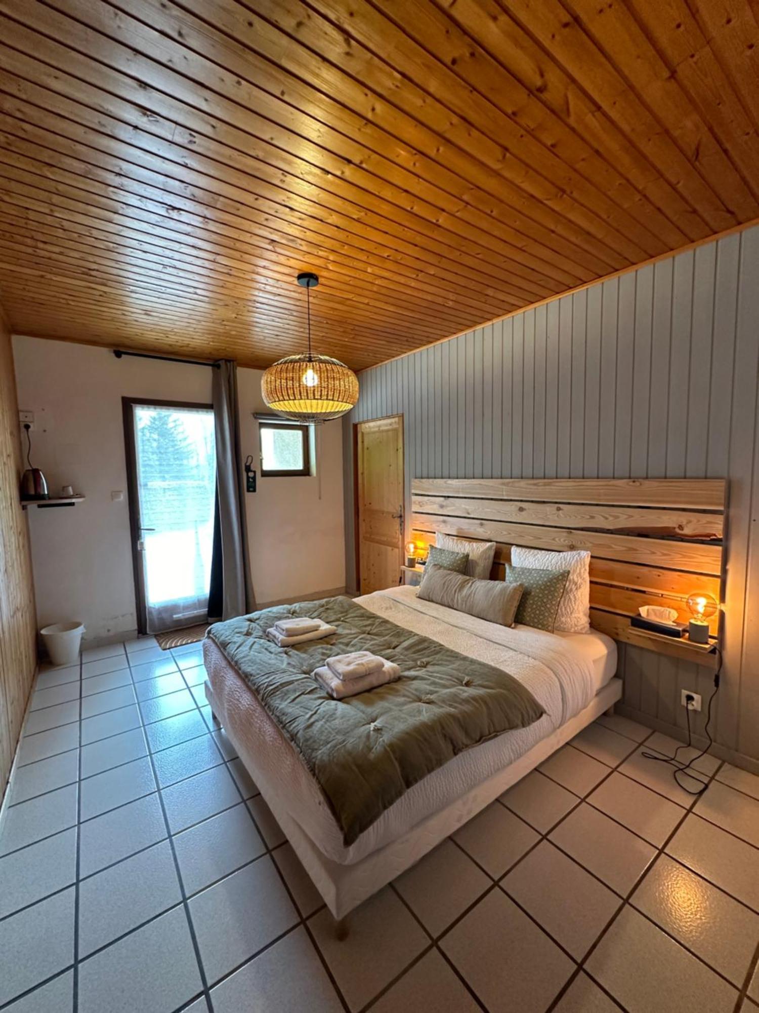 Logis Le Chalet Saint-Maurice-en-Trieves Luaran gambar
